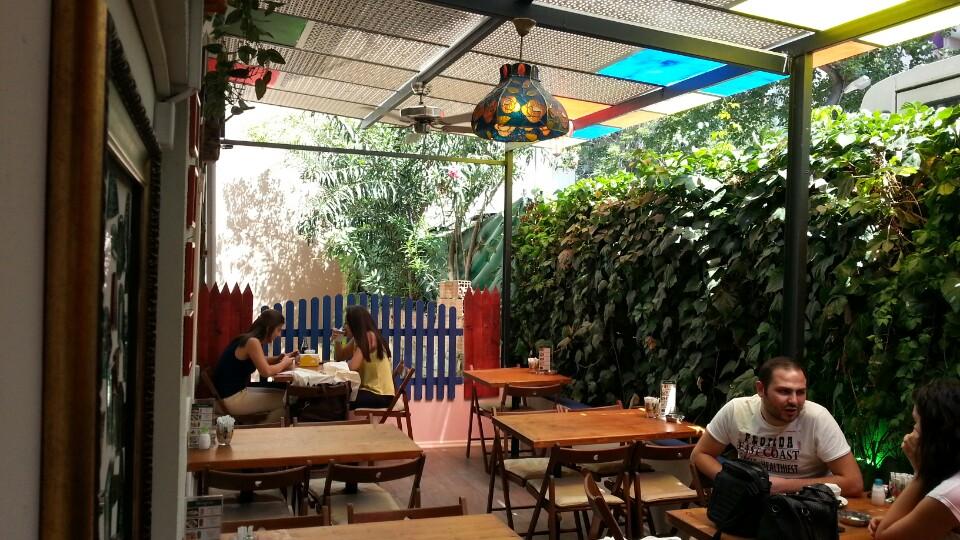 Mosquito Cafe Caferağa Kadıköy İstanbul